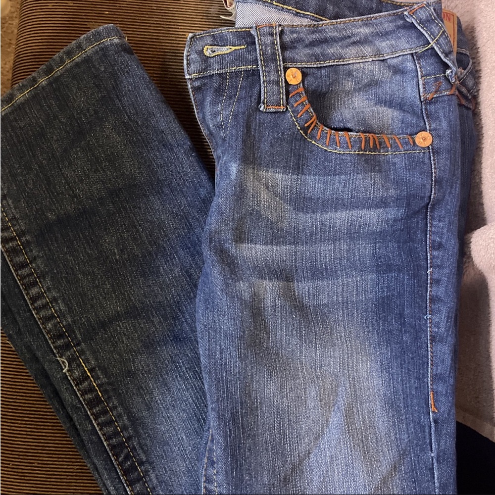 True Religion Pants Women’s size 30! - Picture 2 of 2